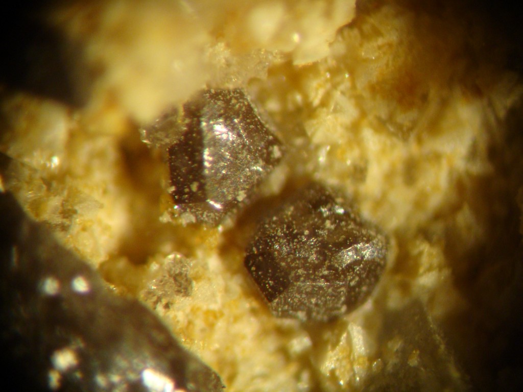 Bromargyrite specimen