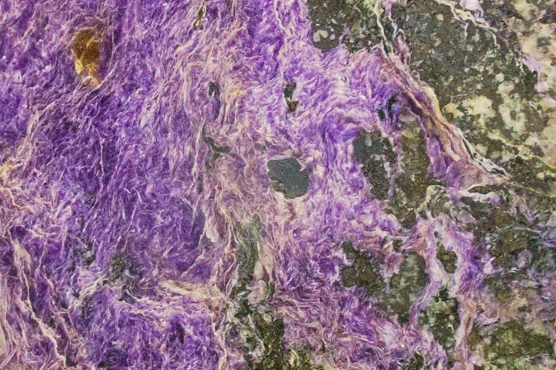Charoite specimen