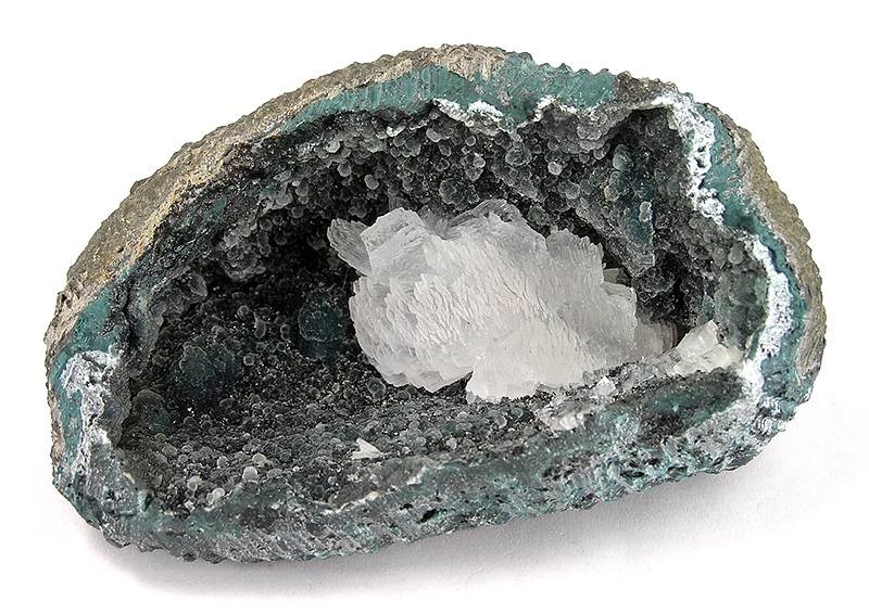 Epistilbite specimen