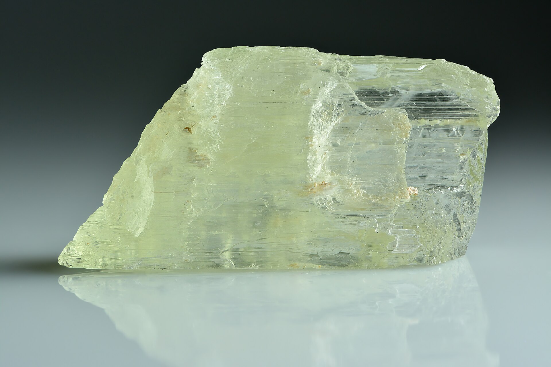 Hiddenite specimen