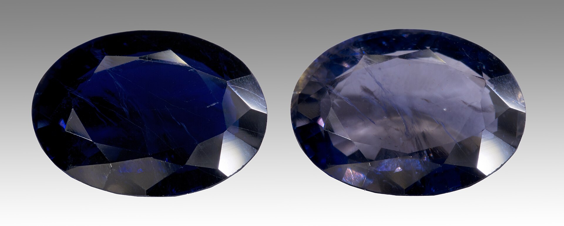 Iolite specimen