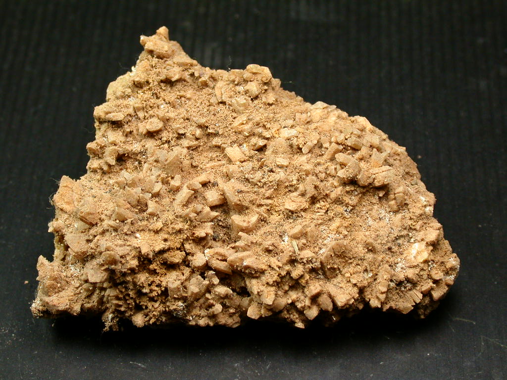 Nitratine specimen