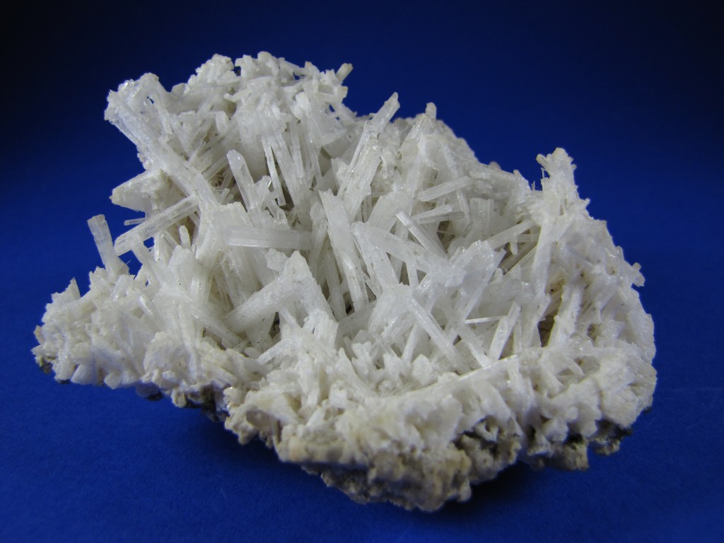 Scolecite specimen